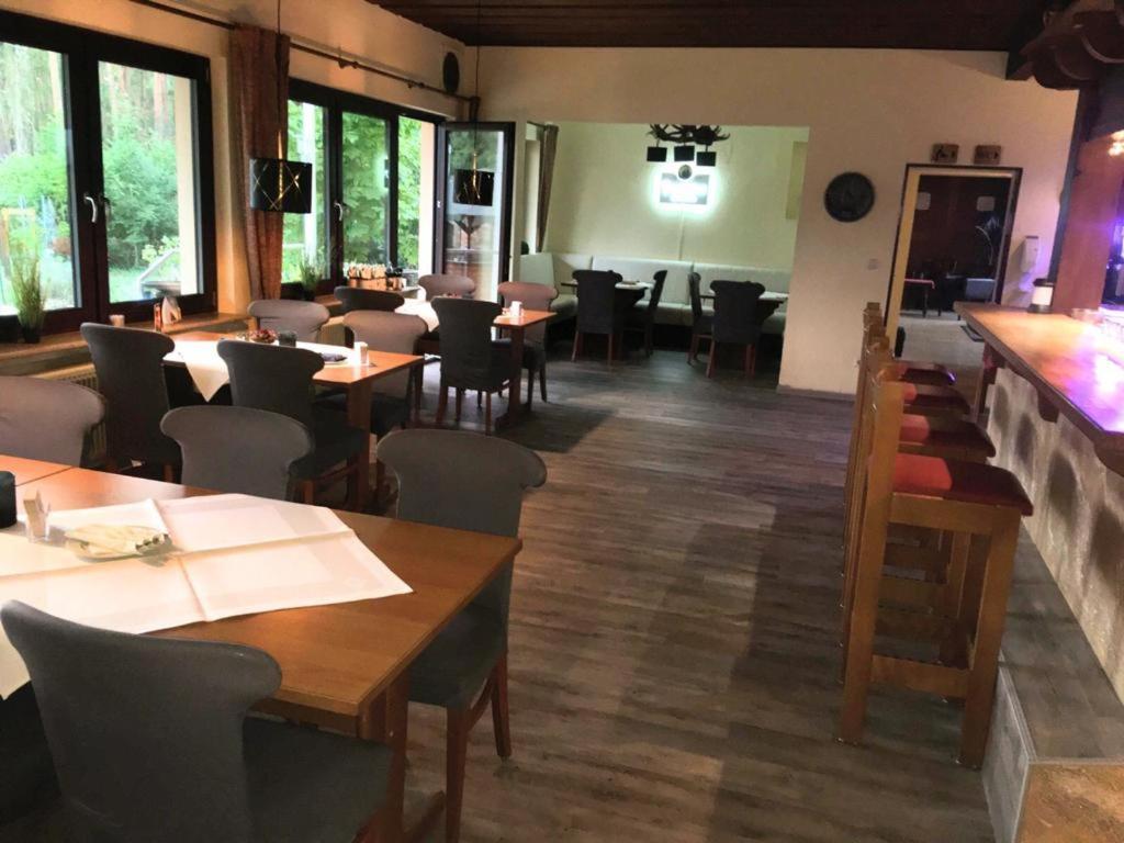 Hotel-Restaurant Hubertus Brome Экстерьер фото