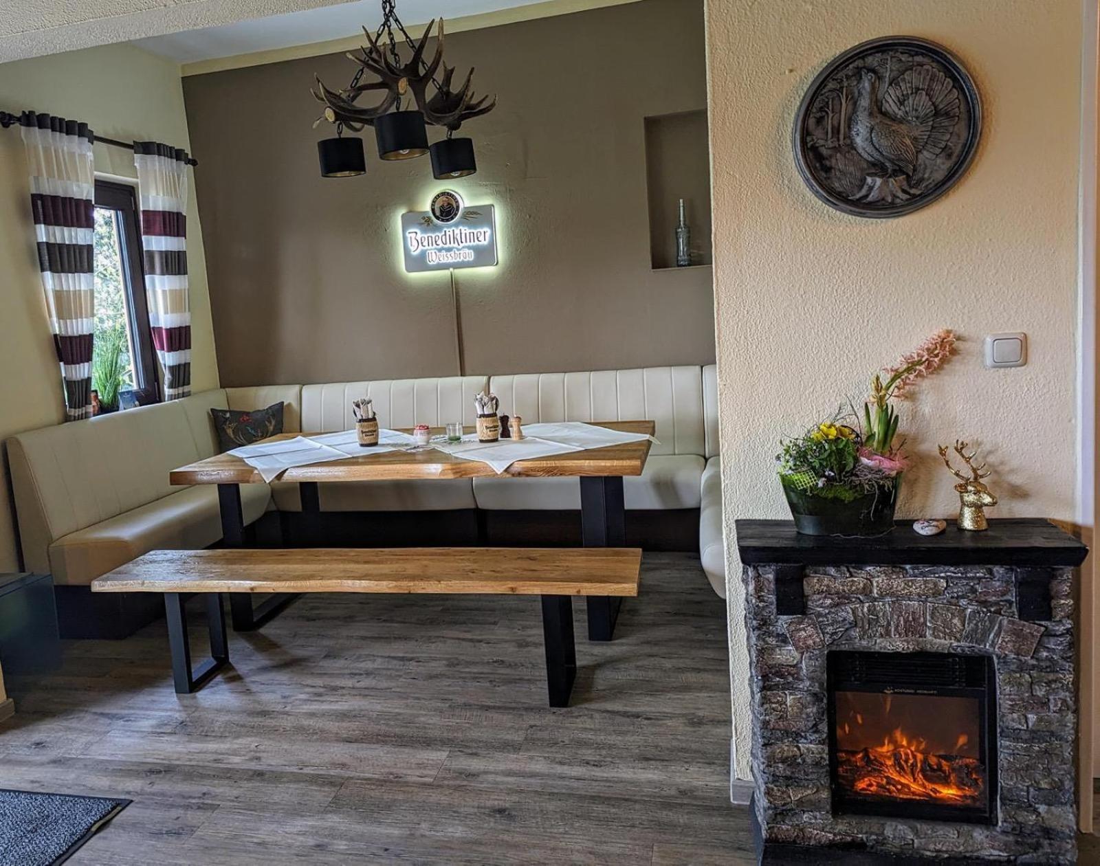 Hotel-Restaurant Hubertus Brome Экстерьер фото